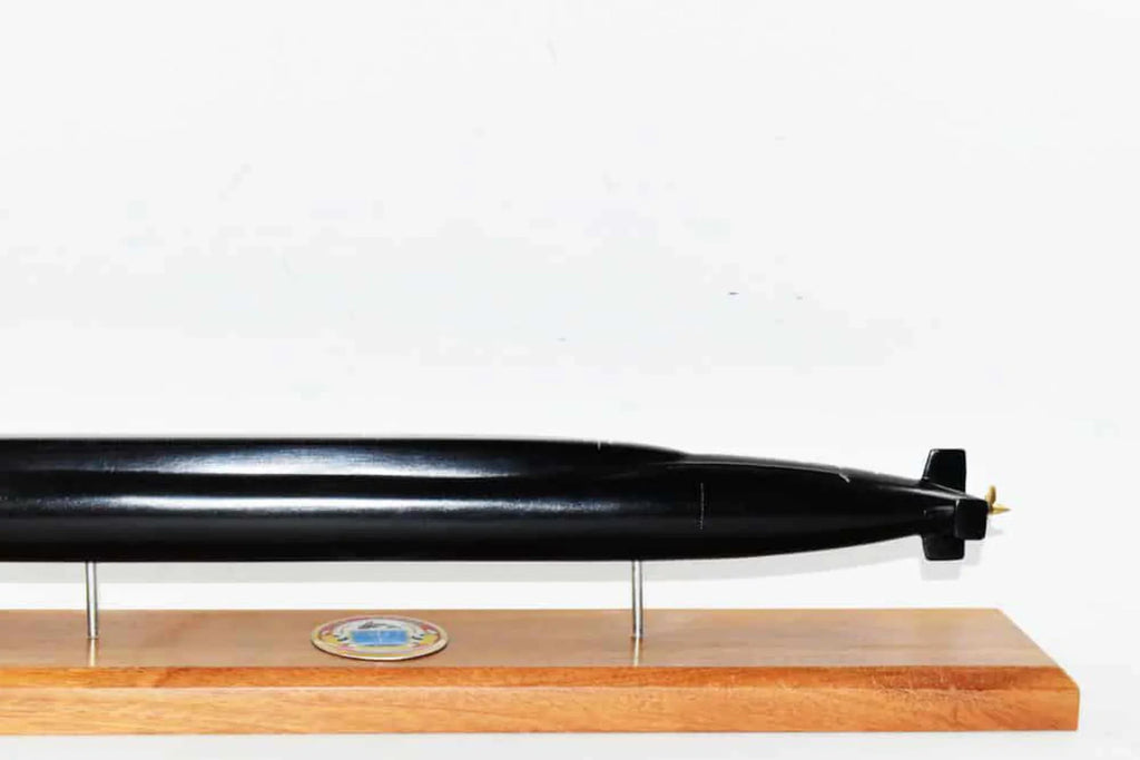 USS Alaska SSBN-732 Submarine Model (Black Hull);Navy;Scale Model;Mahogany;20 inch;Ohio Class