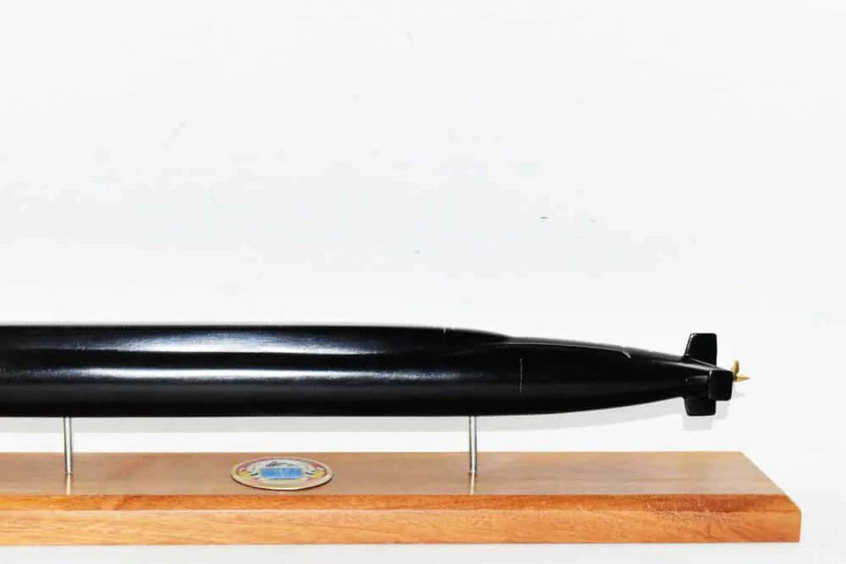 USS Alaska SSBN-732 Submarine Model (Black Hull);Navy;Scale Model;Mahogany;20 inch;Ohio Class