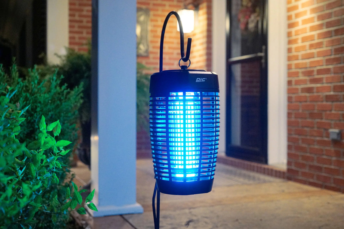 PIC 40W Outdoor 1 Acre Mosquito and Bug Zapper; Electronic Insect Killer; Black
