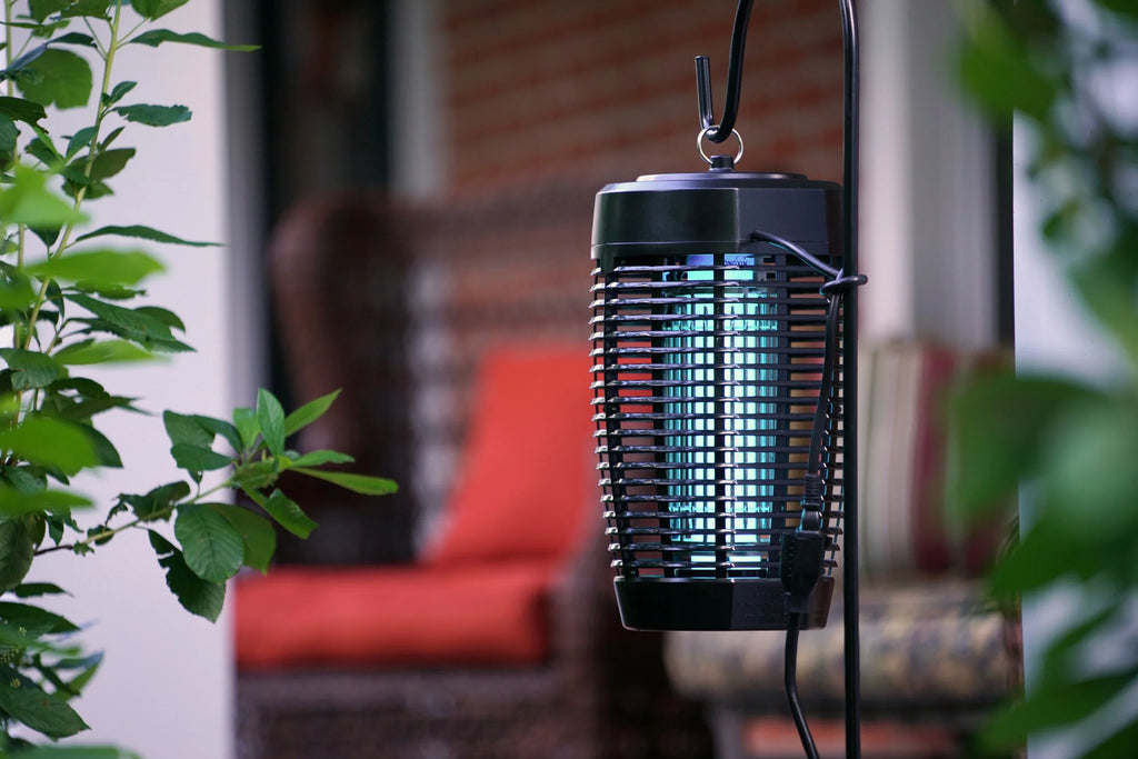 PIC 40W Outdoor 1 Acre Mosquito and Bug Zapper; Electronic Insect Killer; Black