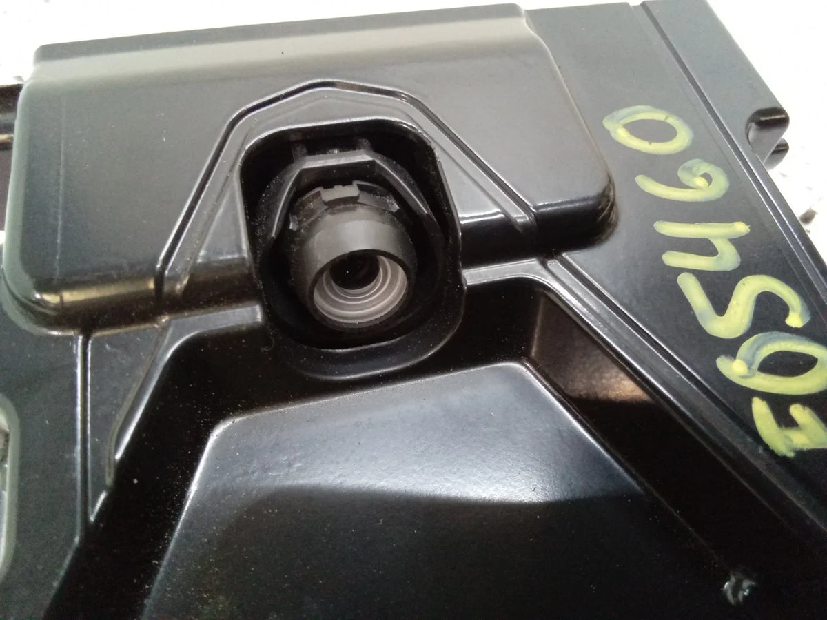 2017 Toyota Prius Front Windshield Lane Departure Warning Camera 8646C-47031 OEM (Good)