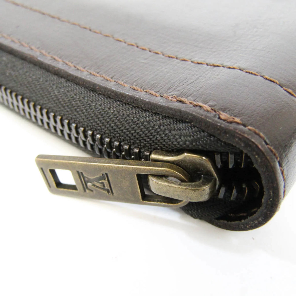 Louis Vuitton Utah Zippy Organizer M97025 Men's Utah Leather Long Wallet (bi-fold) Coffee (Good)