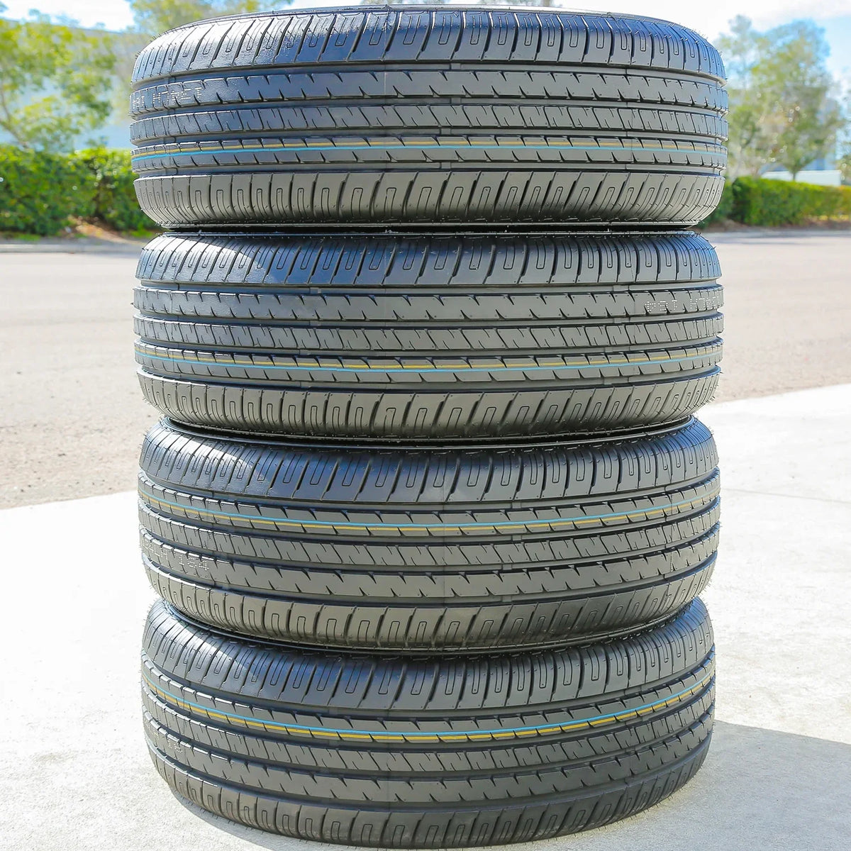 Armstrong Blu-Trac PC 215/65R17 99V A/S All Season Tire Fits: 2011-14 Ford Mustang Base; 2005-07 Chrysler 300 Touring