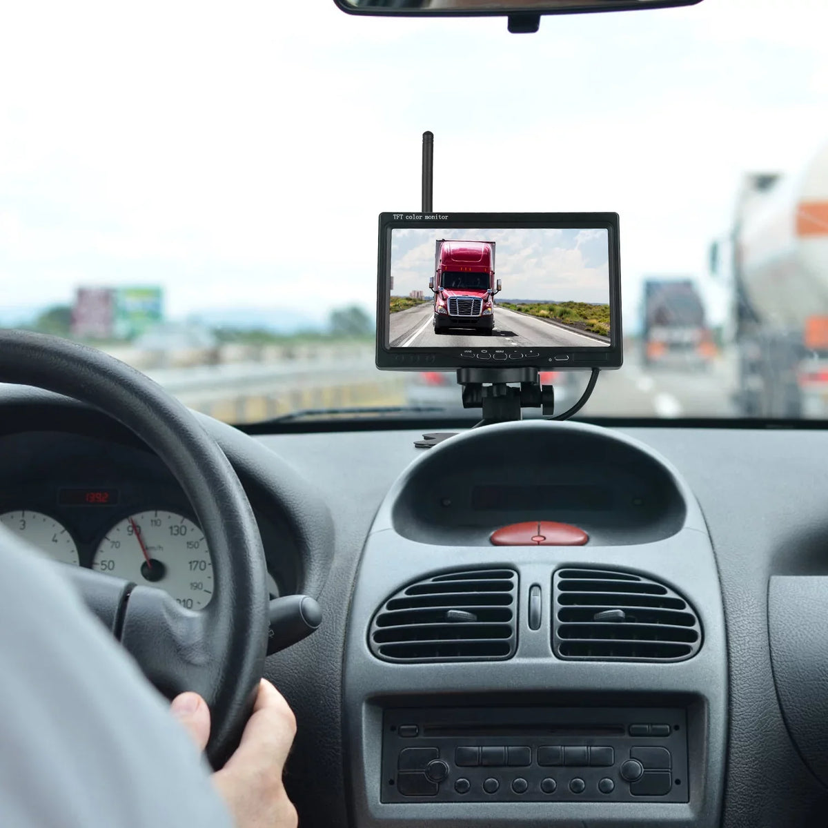 iMounTEK Wireless Backup Camera System Vehicle Rear View Monitor Kit IP67 Fluidproof Car Parking Reverse System with 7In Screen Night Vision 2.4G Stable Signal for Car Trunk Van SUV